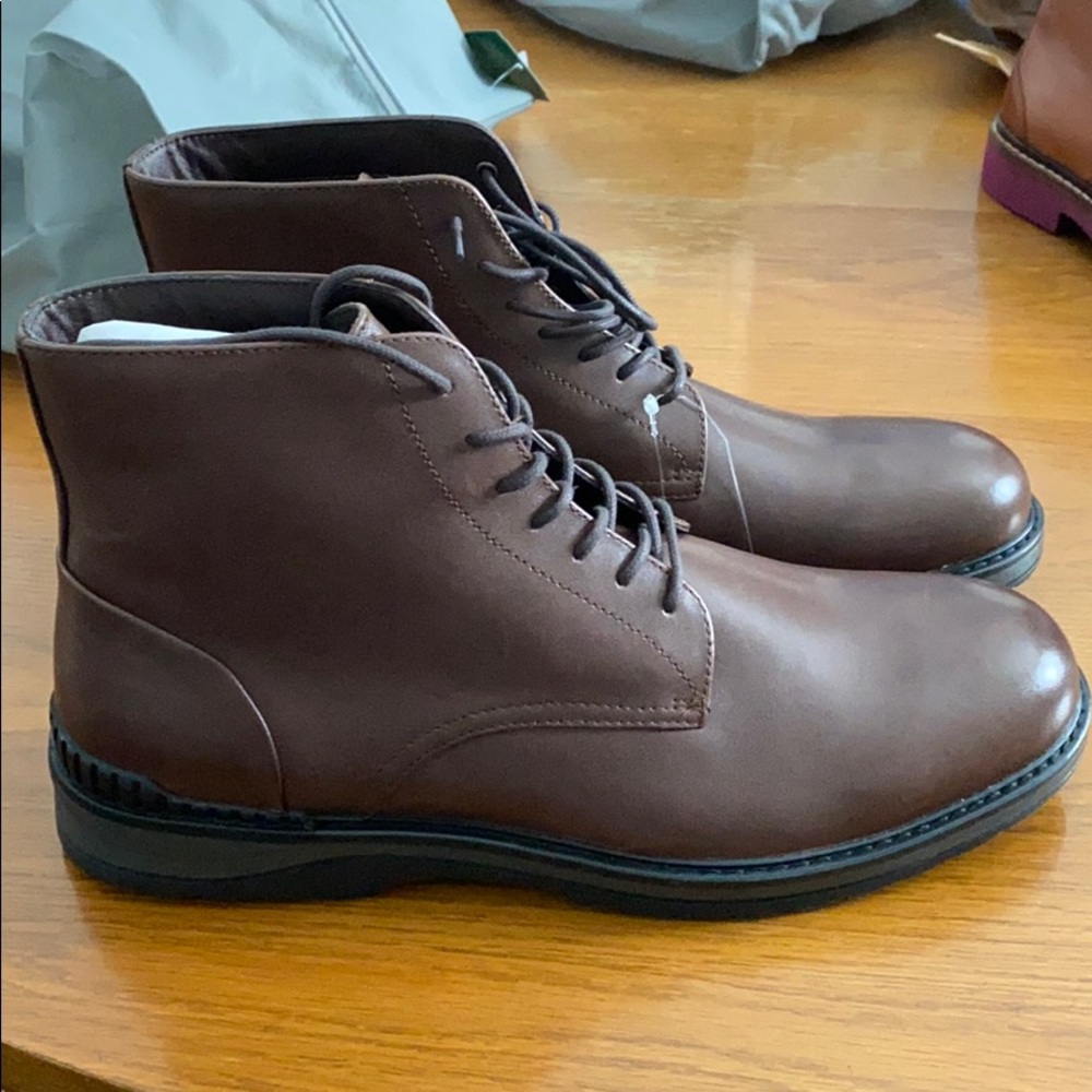 Artefact Lothywen Leather Men’s boot. Size 11.